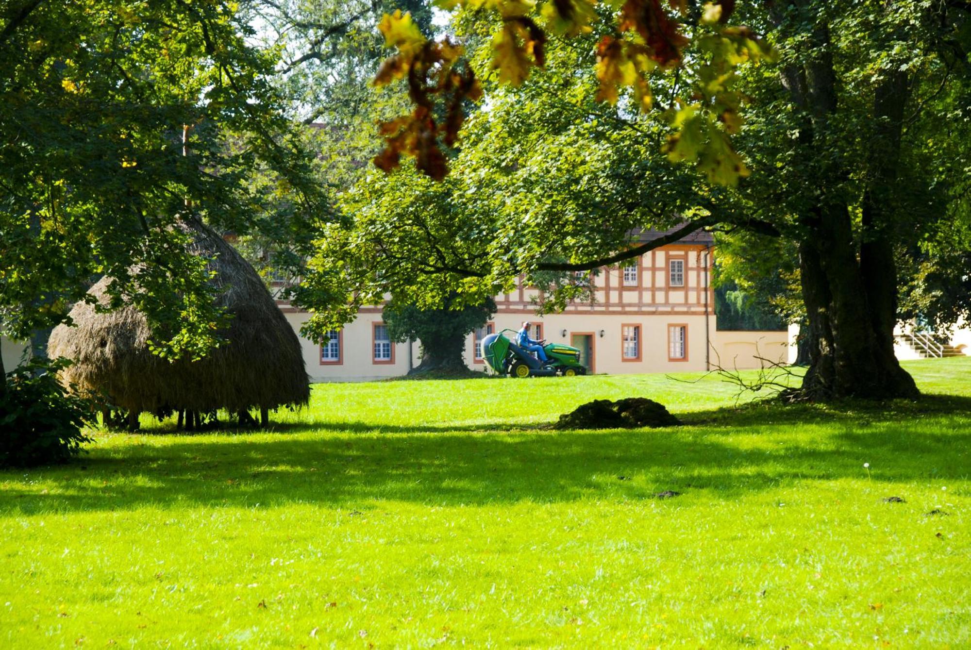 Urlaubsresidenz Marstall Und Kanzlei Im Schlossensemble Lübbenau Exteriör bild