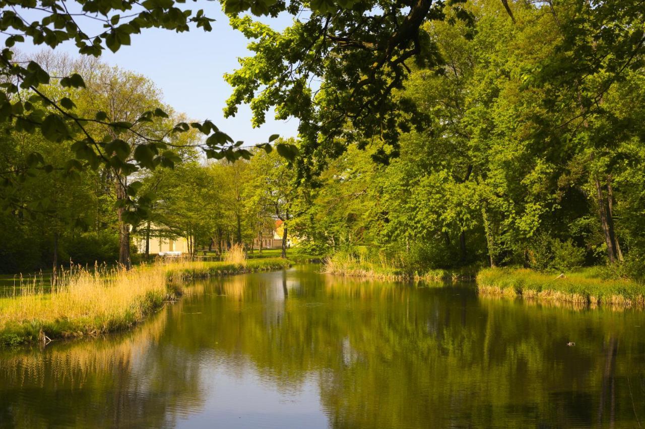 Urlaubsresidenz Marstall Und Kanzlei Im Schlossensemble Lübbenau Exteriör bild