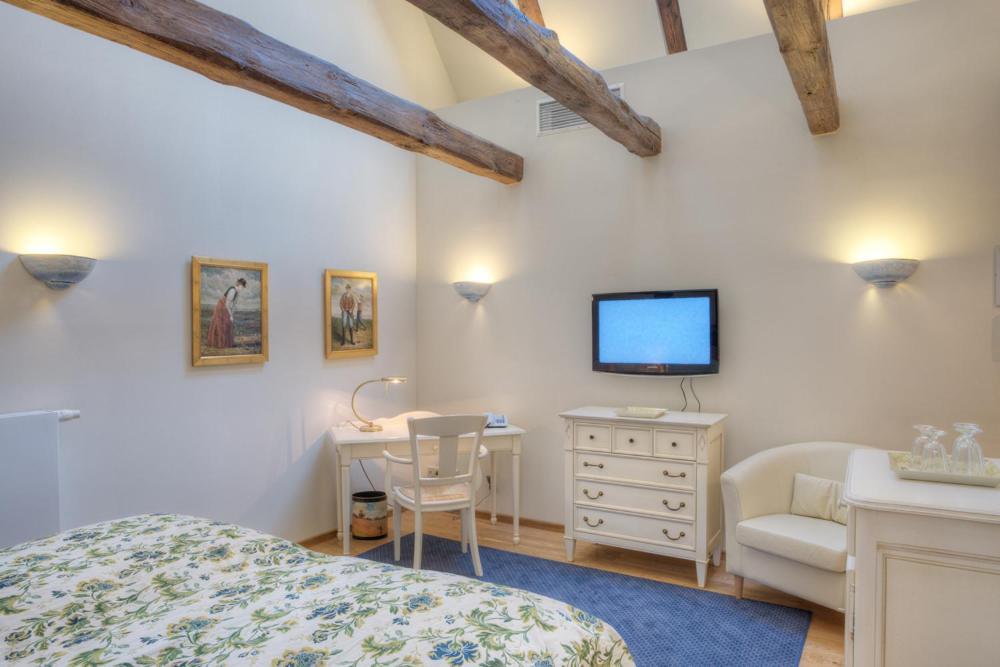Urlaubsresidenz Marstall Und Kanzlei Im Schlossensemble Lübbenau Exteriör bild